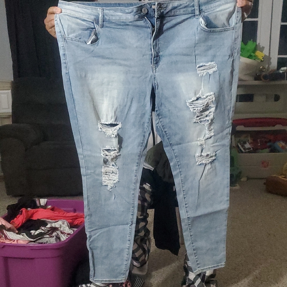 Distressed Light Blue Women's Jeans